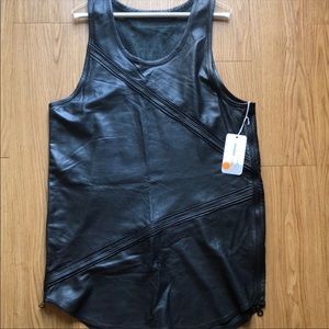 Rare En noir pin tuck leather side zip tank top